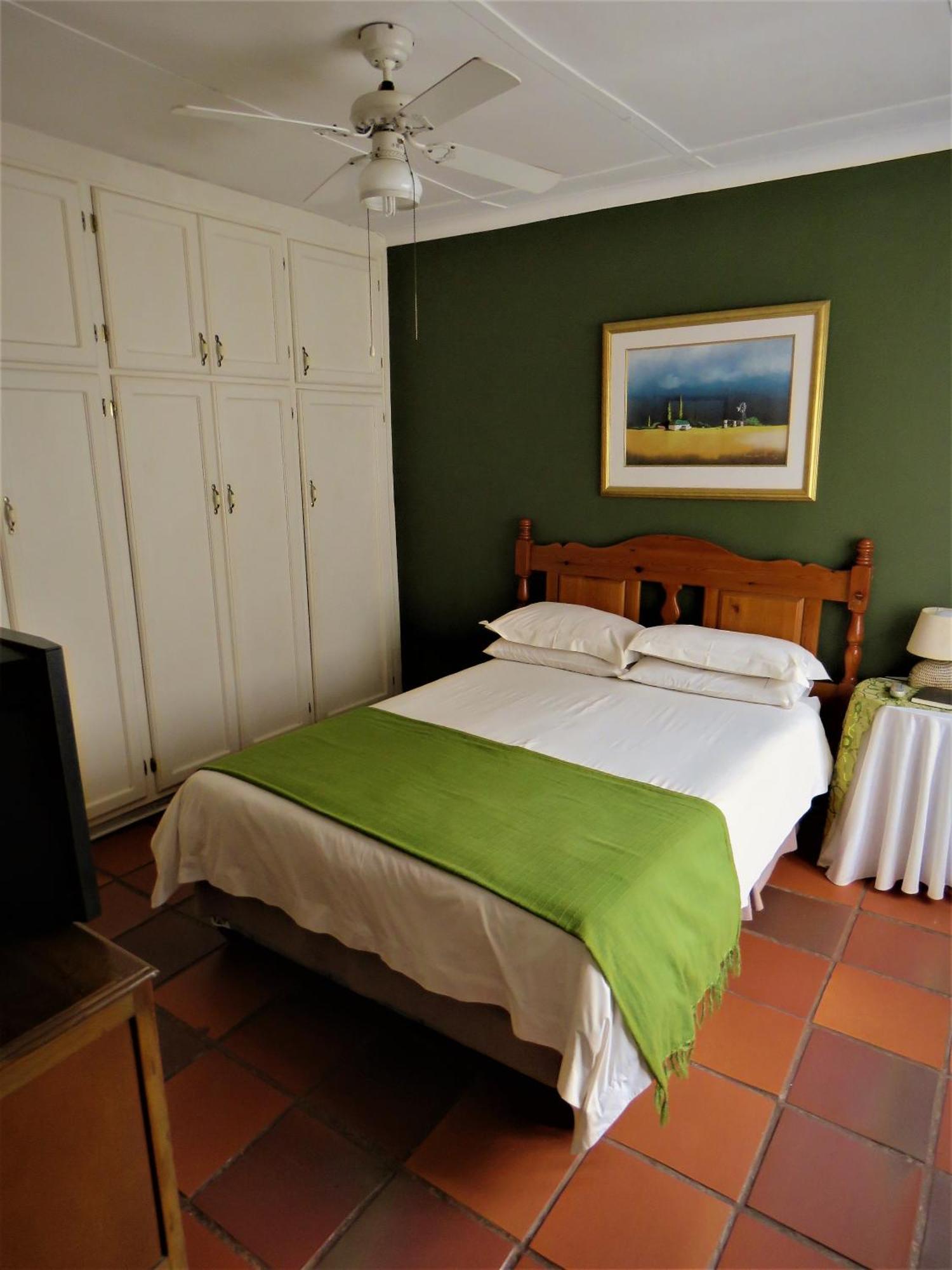Fountain Baths Guest Cottages Barberton Exteriör bild