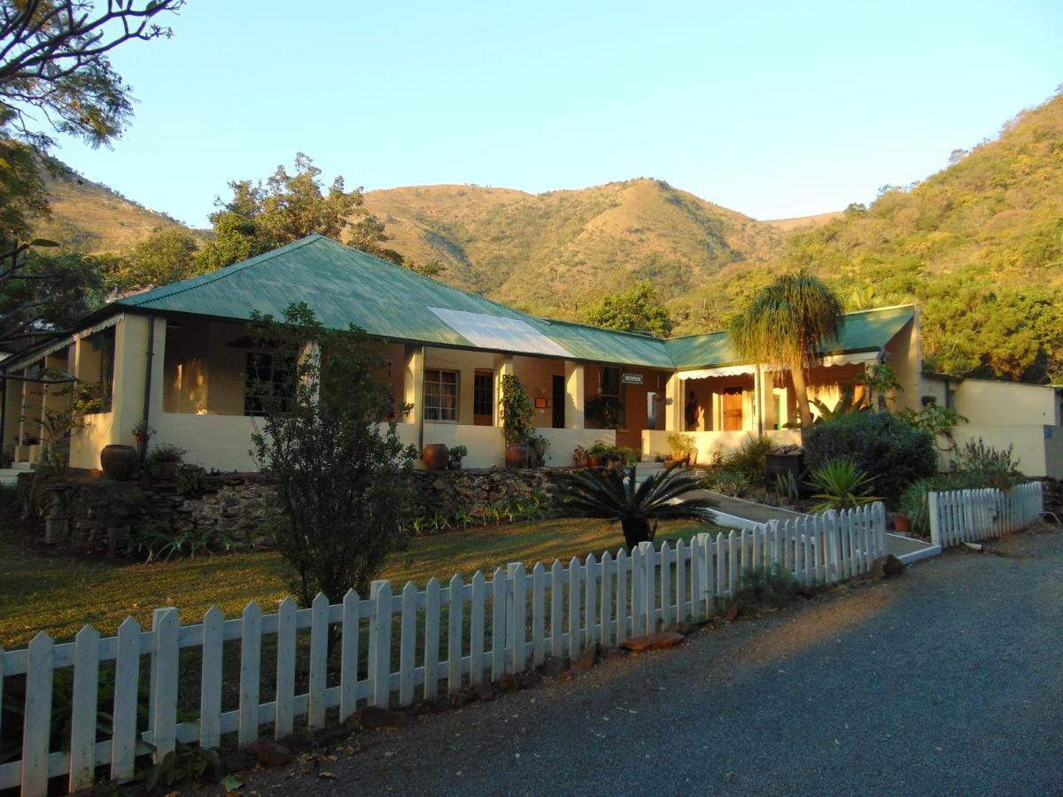 Fountain Baths Guest Cottages Barberton Exteriör bild